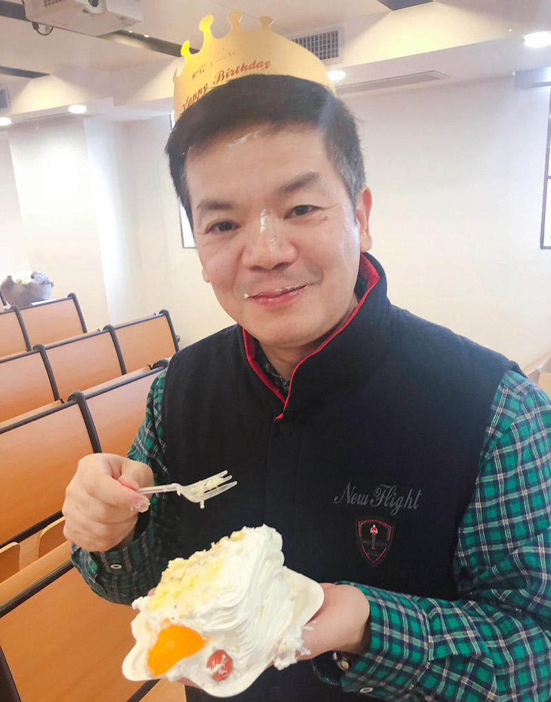 您有一份生日祝福需要查收!bbin宝盈机械员工为董事长,总经理送上祝福 您有一份生日祝福需要查收!bbin宝盈机械员工为董事长,总经理送上祝福