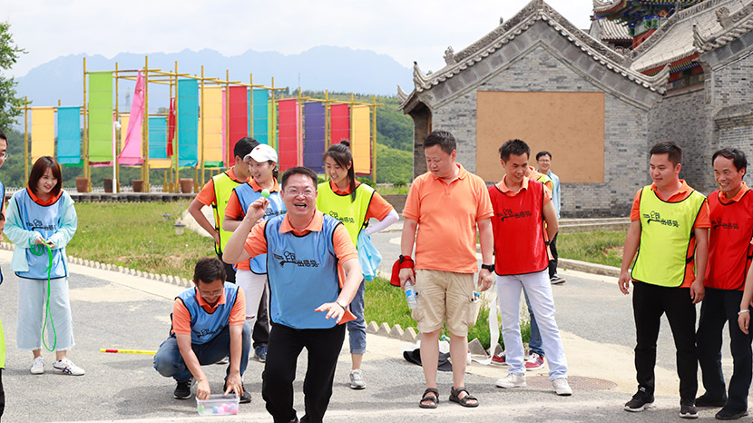 生日快乐,走一个!bbin宝盈机械给员工寿星来一场惊喜生日派对 生日快乐,走一个!bbin宝盈机械给员工寿星来一场惊喜生日派对