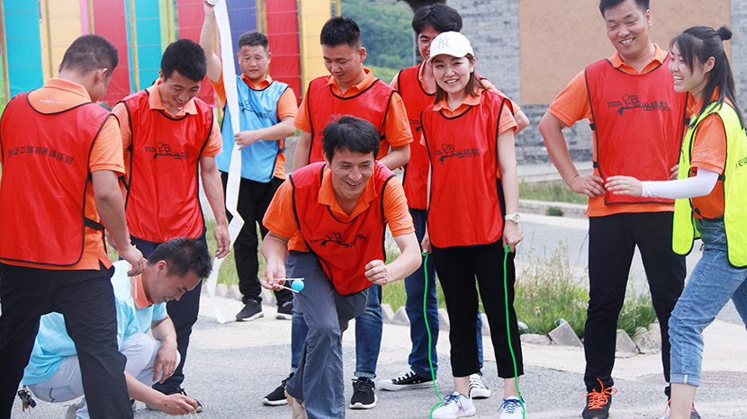 生日快乐,走一个!bbin宝盈机械给员工寿星来一场惊喜生日派对 生日快乐,走一个!bbin宝盈机械给员工寿星来一场惊喜生日派对